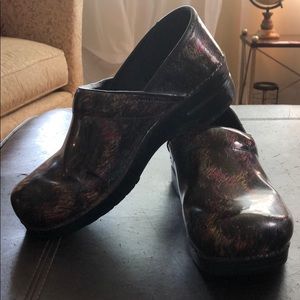 Dansko size 40